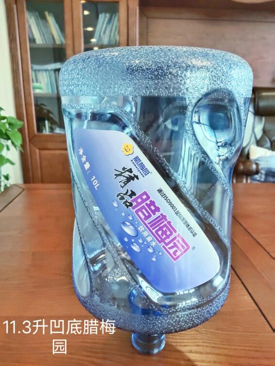 公司常年出售水桶破粹料，價格來電詳談